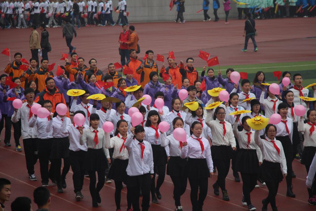 bat365官网职工踊跃参加2015年秋季运动会 bat365官网职工踊跃参加2015年秋季运动会